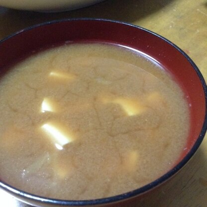 残ってたキャベツで作りました。お味噌汁が甘くなって美味しいですね！ご馳走様でした(*^_^*)♪